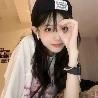 倒挂的爱丽丝